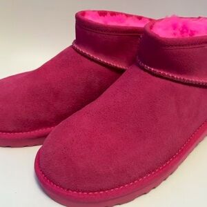 Women's Pink UGG boots
